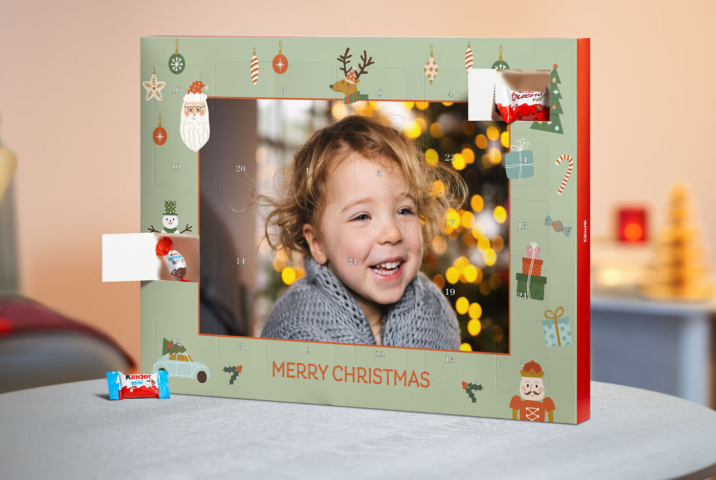 Un calendrier de l'Avent conçu avec des motifs de Noël.